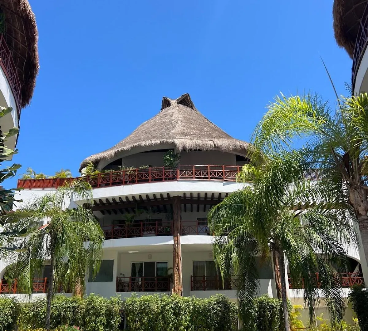 Quadra Alea , 3-Bedroom Apartment Playa del Carmen Mexico